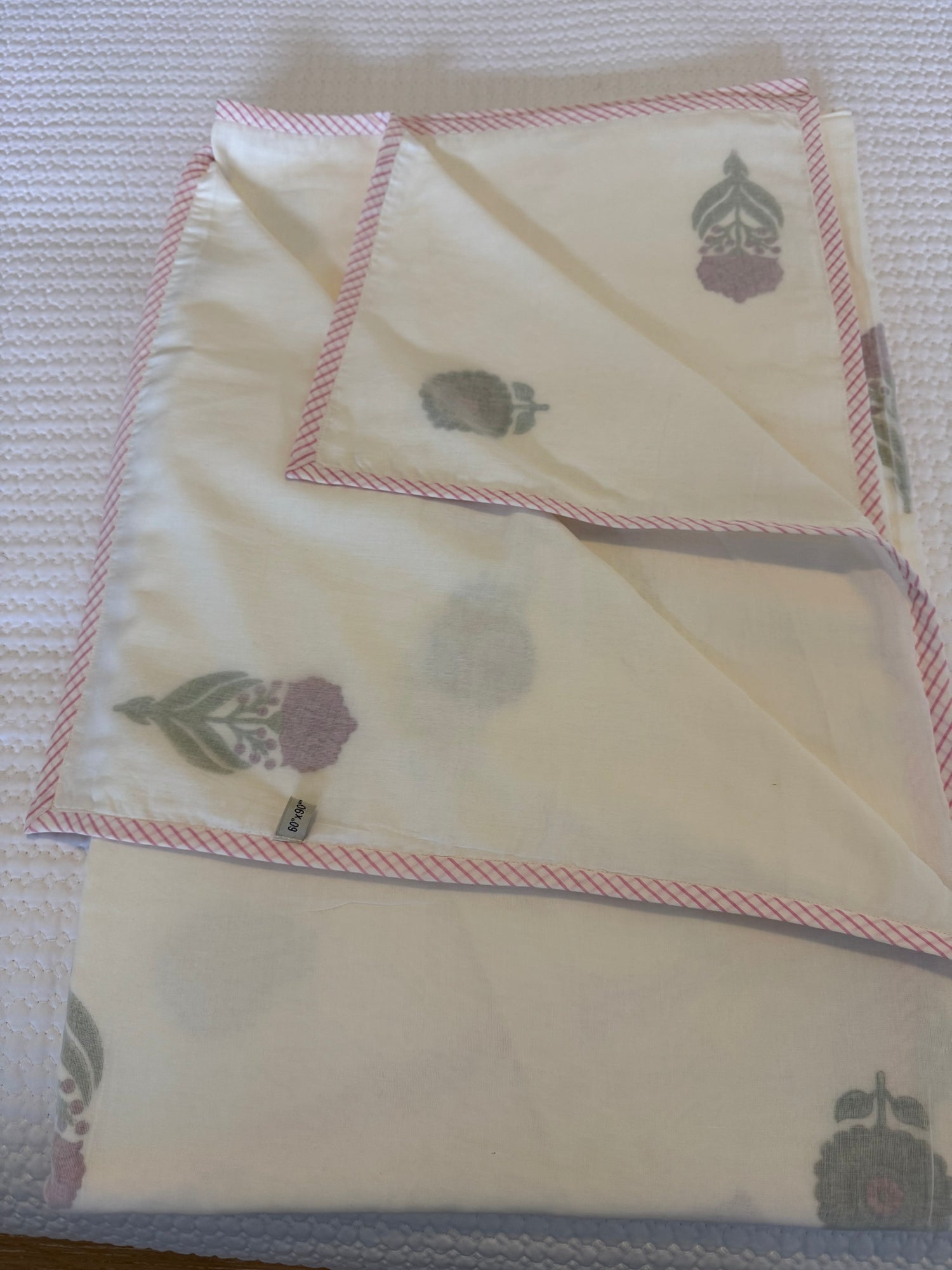 Pure cotton breadspreads