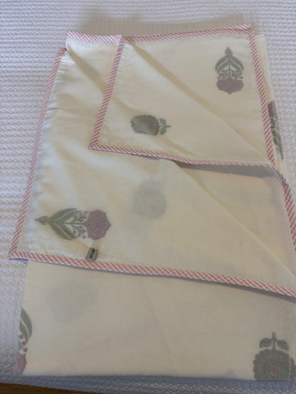 Pure cotton breadspreads