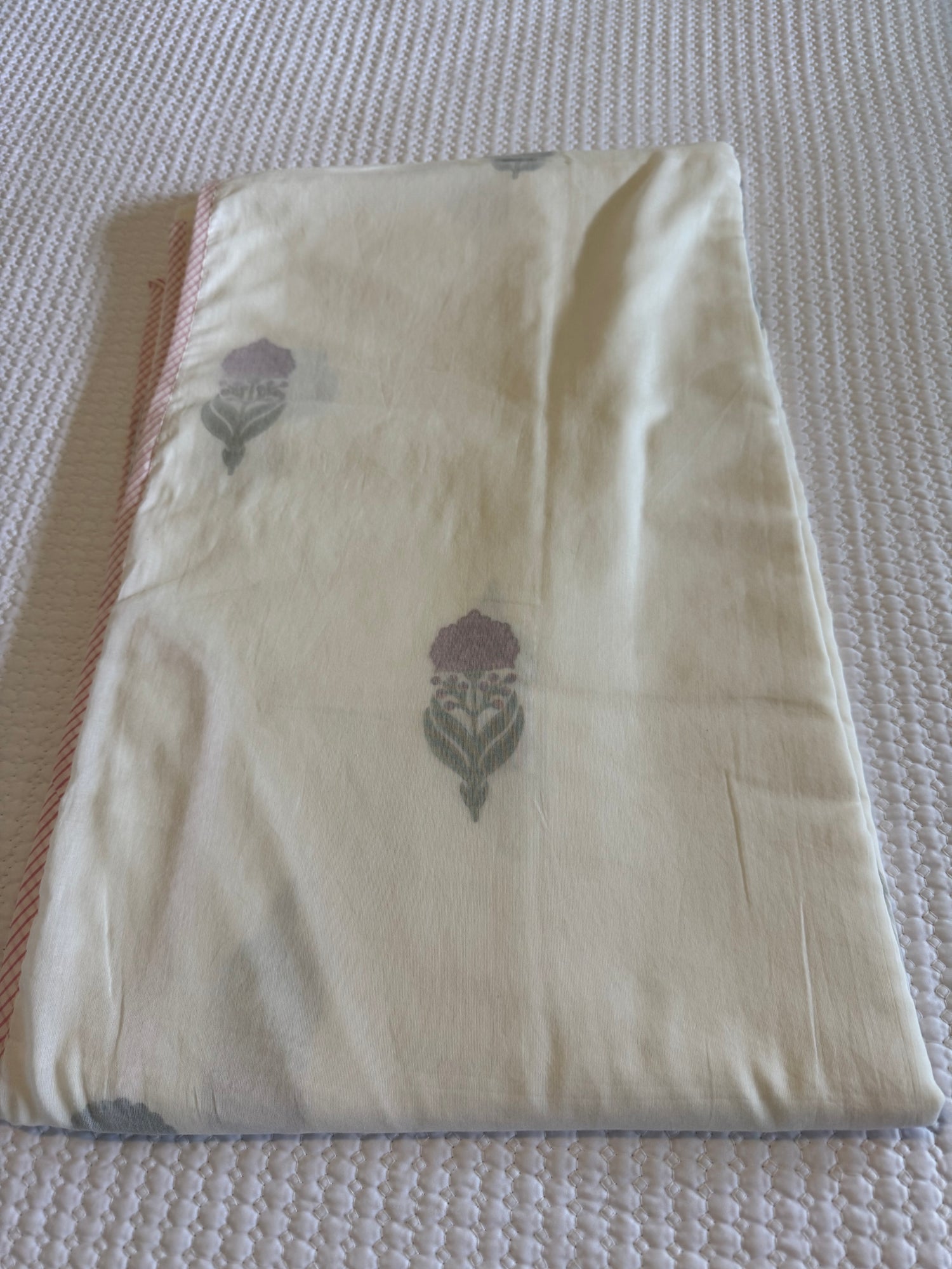 Pure cotton breadspreads